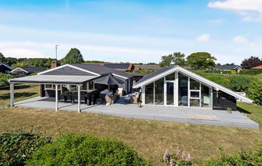 Ferienhaus für 10 Personen, mit Garten und Terrasse, mit Haustier in Juelsminde