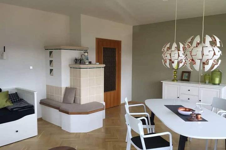 Ferienwohnung für 4 Personen, mit Balkon und Garten in Seeboden
