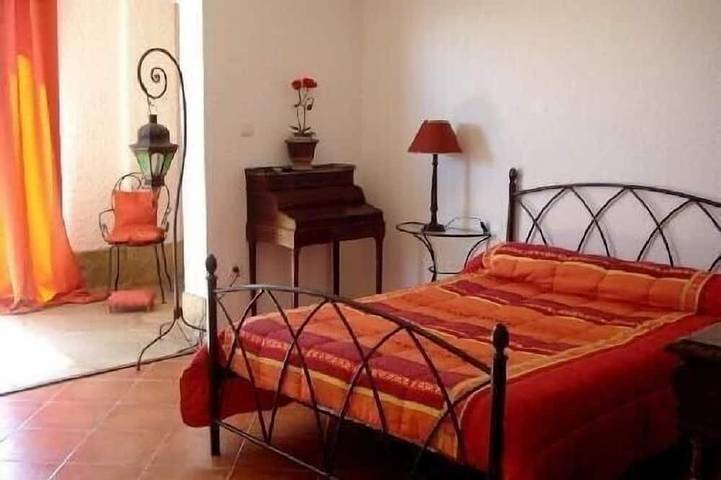Appartement entier, Rez de jardin villa superbe T2 - 70 m2 - 2 à 4 personnes avec vue mer magnifique in Bastia, Cap Corse