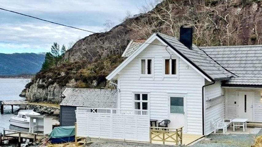 Ferienhaus für 6 Personen, mit Ausblick in Bremanger