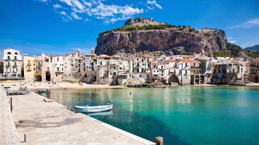 Villa per 4 persone, con Terrazza e Giardino nonché Panorama a Campofelice di Roccella