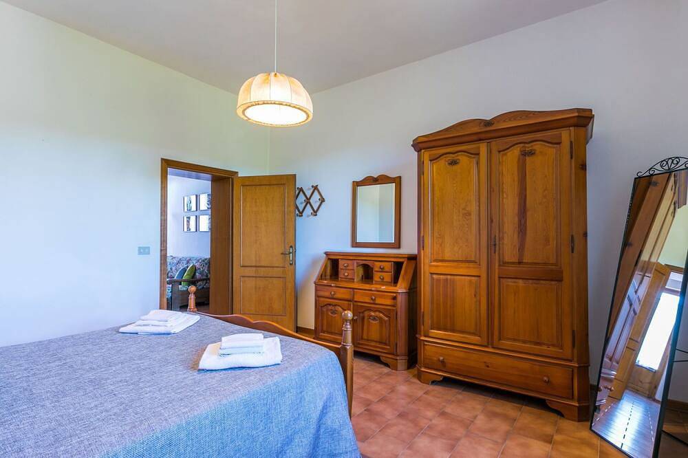 Gemütliche Wohnung in einem Ferienhaus mit W-Lan, Pool, Tv, Terrasse und Haustiere erlaubt in San Vivaldo, Florenz Provinz