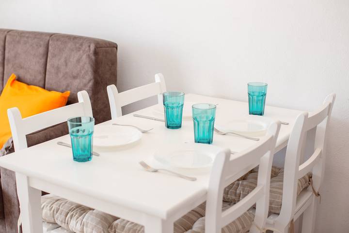 Ganze Wohnung, Ferienwohnung "Cala'n Blanes Park 228" mit Gemeinschaftspool, Balkon und Klimaanlage. in Cala Blanes, Ciutadella