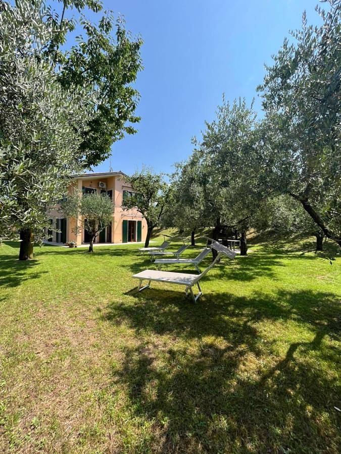 Casa vacanza per 8 persone, con giardino e piscina - 1