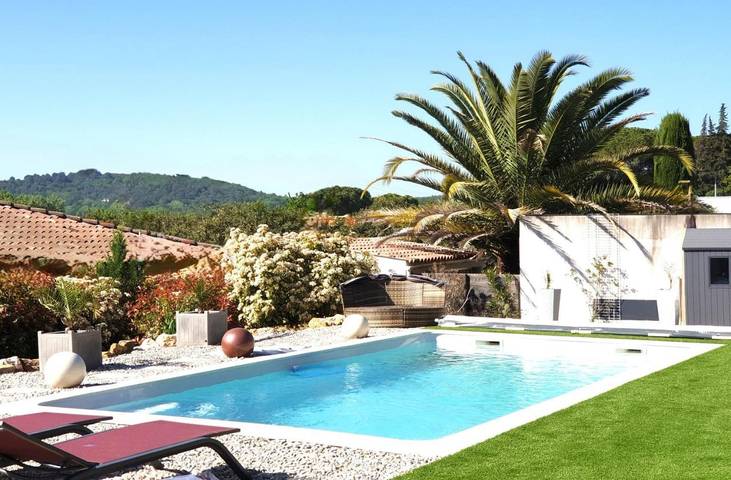 Location de vacances pour 2 personnes, avec jardin ainsi que terrasse et piscine à Serviers-et-Labaume - 2