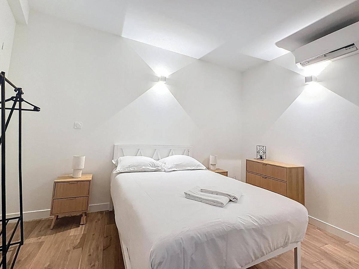 Appartement entier, Les chambres de Coudes N2 ,clim, proche A75 in Coudes, Région de Besse-et-Saint-Anastaise
