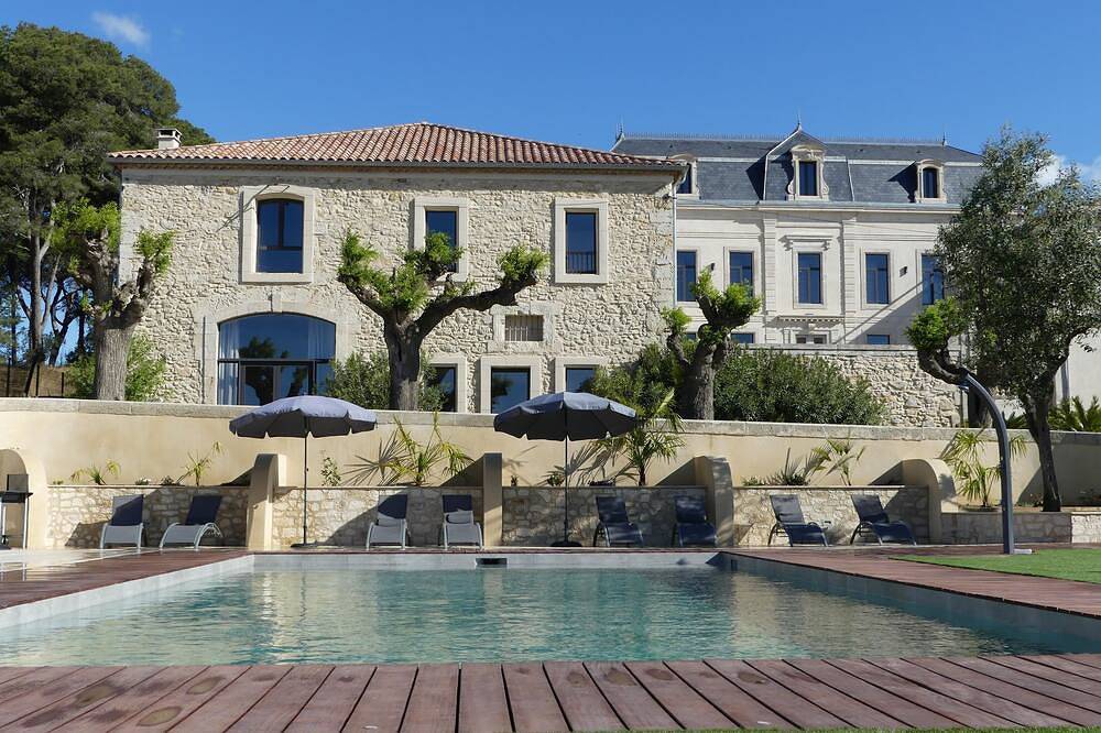 Entire apartment, Pantanal au Château la Vidalle, Piscine, Clim, Bbq, vue sur les Chevaux in Vendres, Mediterranean Coast (France)