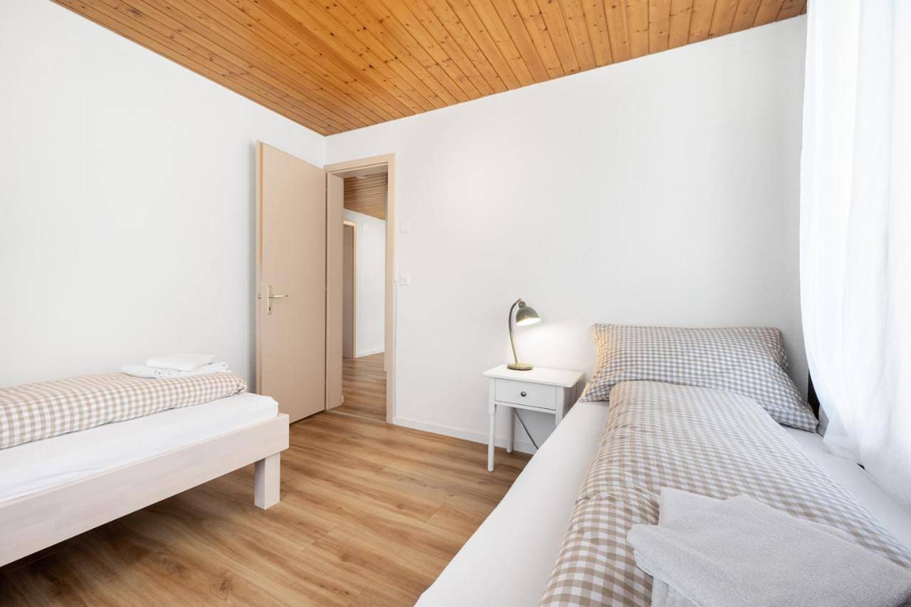 Entire apartment, Chalet Freiestrasse in Interlaken, Lake Thun