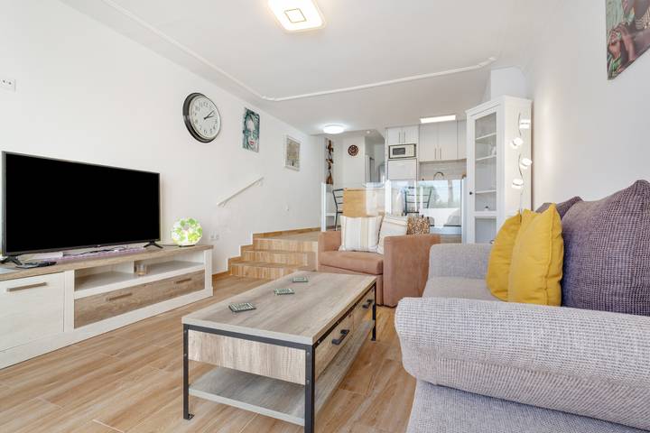 Vacation Home 'Casa Lotti with Ocean View' with Shared Pool, Private Terrace and Wi-Fi in Porís de Abona, South Tenerife