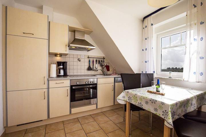Ferienwohnung für 3 Personen, mit Balkon und Garten in Werdum - 2
