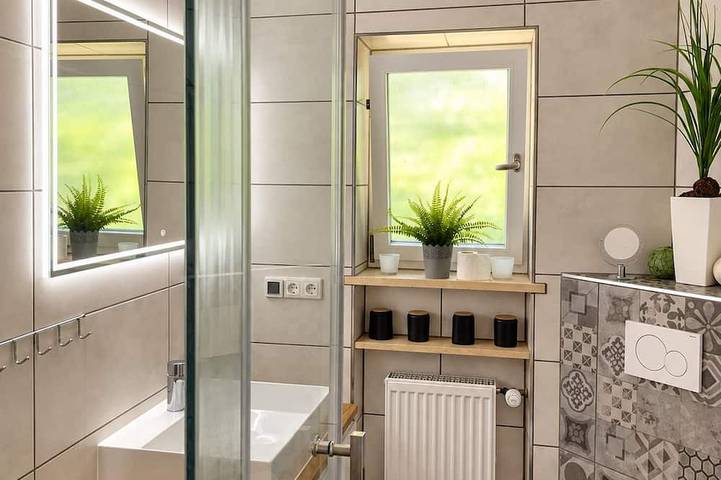 Apartamento entero, Picturesque vacation rental in the Tegernsee Valley with a sauna and garden in Waakirchen, Alpes Bávaros