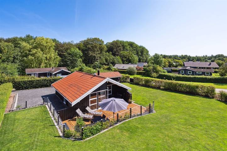 Ferienhaus für 6 Personen, mit Sauna und Terrasse sowie Garten in Rendbjerg