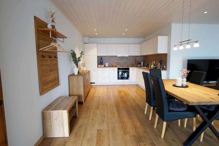 Hütte für 6 Personen, mit Terrasse und Ausblick in Hasliberg - 4