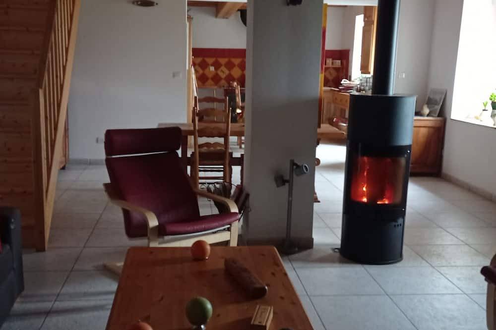 Un Lieu Bucolique, Idéal Pour se Ressourcer in Beauzac, Centraal Massief
