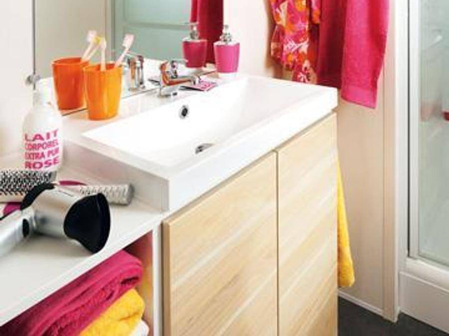 Flower Camping Le Bois d'Amour - Mobilheim 4 personen - Mobilheim Standard 27.5m² (2 Zimmer) + halboffene Terrasse 4 Pers. in Quiberon, Côte des Mégalithes