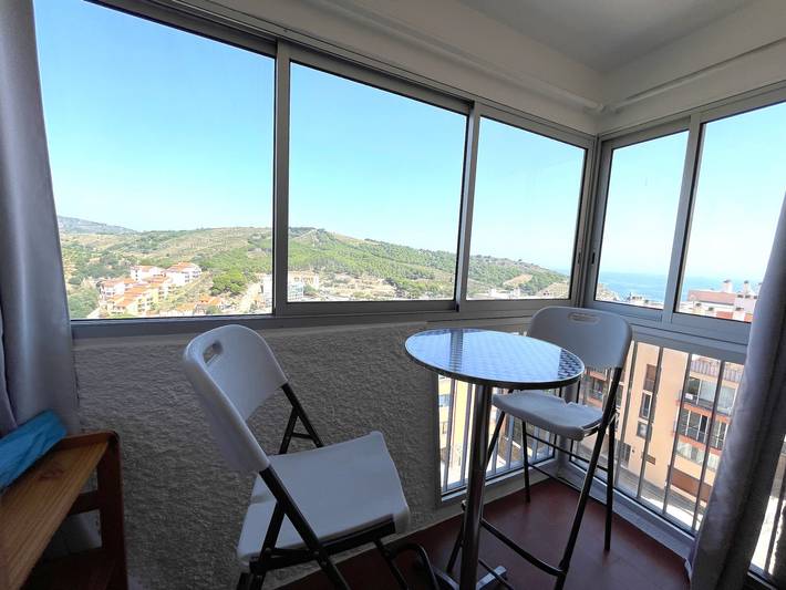 Gîte pour 4 personnes, avec balcon dans Plage des Elmes - 2