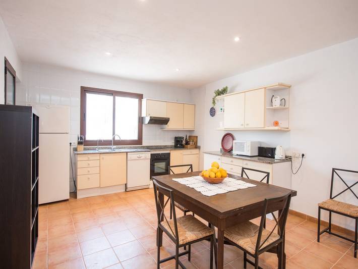 Villa Sa Fonera - Villa for 4 people in Maria de la Salut. in Maria de la Salut, Majorca Center