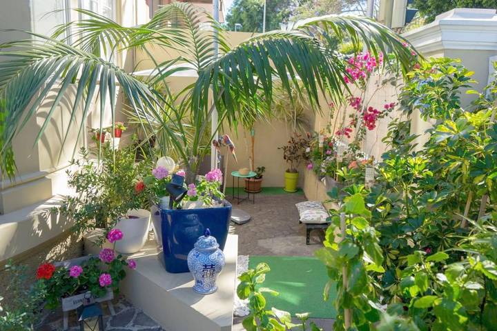 Hôtel pour 3 personnes, avec vue ainsi que terrasse et jardin