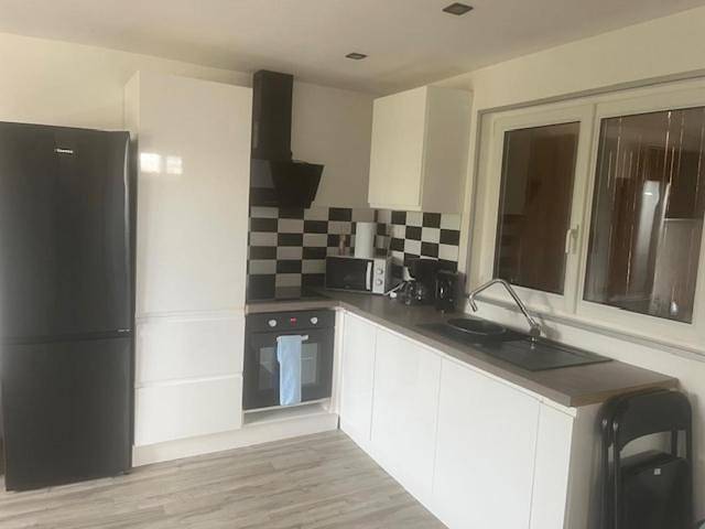 Appartement entier, One-Bedroom Apartment in Appoigny, Région d'Auxerre