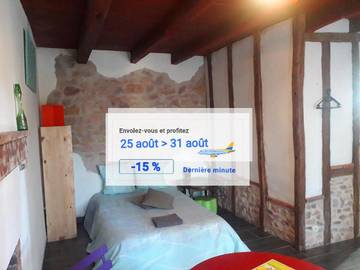 Cottage pour 2 personnes, avec vue ainsi que jardin et terrasse à Vallon-en-Sully