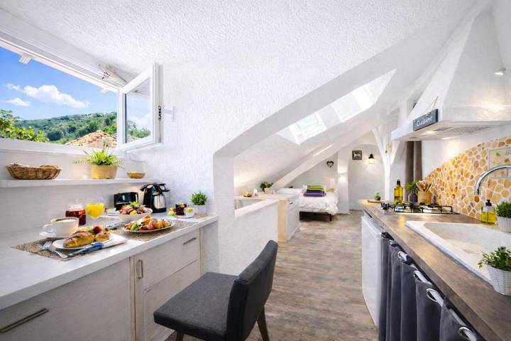 Gîte pour 2 personnes, avec vue à Pallud