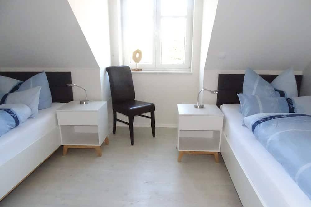 Ganze Wohnung, Exklusive 5 Sterne Fewo, Luv&Lee 1. Etage - 1-4 Personen, Sauna, 5km zum Strand in Dollerup, Schleswig-Flensburg