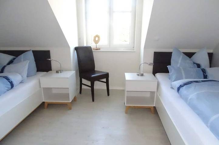 Ganze Wohnung, Exklusive 5 Sterne Fewo, Luv&Lee 1. Etage - 1-4 Personen, Sauna, 5km zum Strand in Dollerup, Schleswig-Flensburg