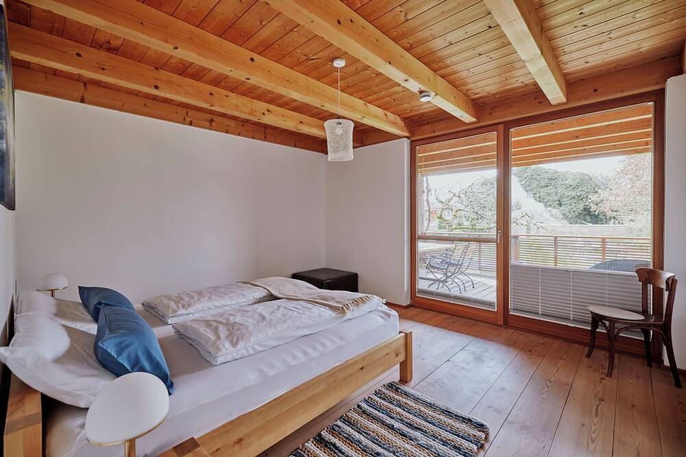 Ganze Wohnung, Ferienwohnung 120 qm mit zwei Schlafzimmer und Terrasse, nähe der Therme in Bad Aibling, Landkreis Rosenheim
