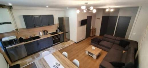 Gîte pour 6 personnes, avec balcon et vue à Morez