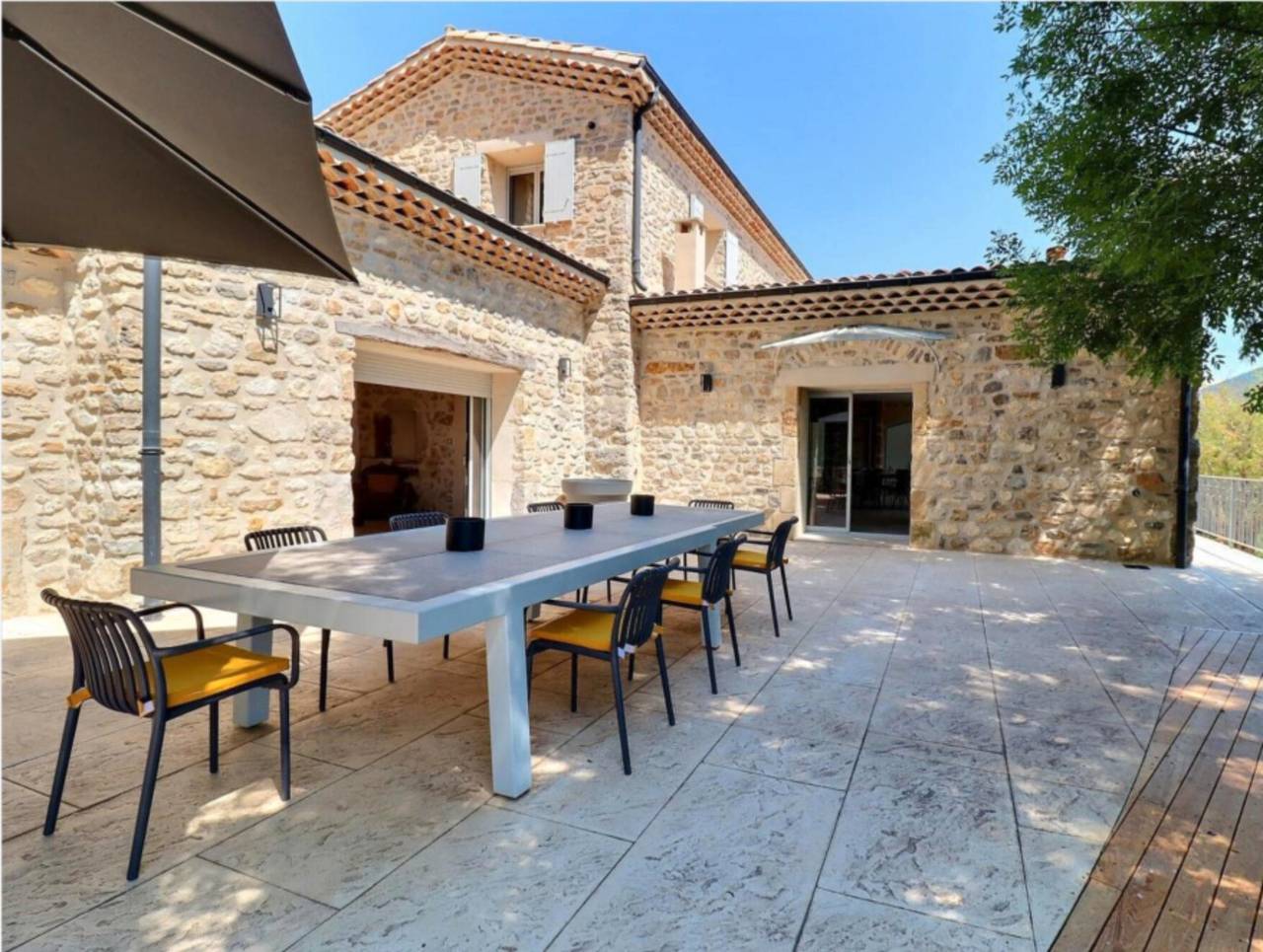 Gîte 'Chabrier' con vistas a la montaña, Wi-Fi y aire acondicionado in Espenel, Región de Die