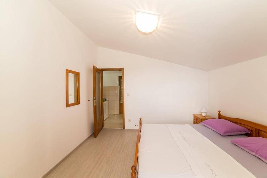Triple Room with Balcony in Omiš, Omiš-Riviera