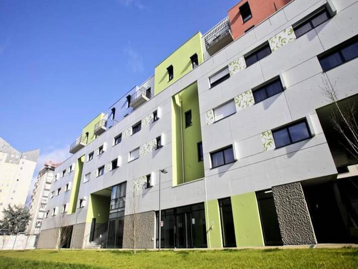 Gîte pour 4 personnes, adapté aux familles à Tours - 2