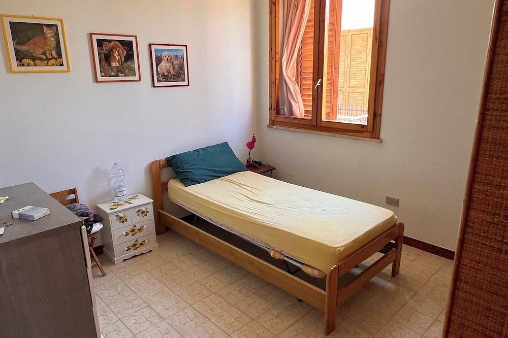 Appartamento intero, Terrazzo e cortile privato in Montepaone Lido, Montepaone