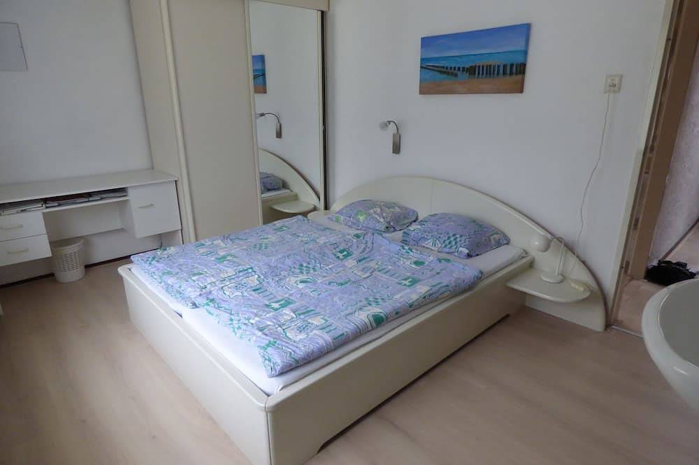 Gezinsvriendelijke bungalow op een rustige locatie voor 7 personen in Burgh-Haamstede, Zeeuwse Kust