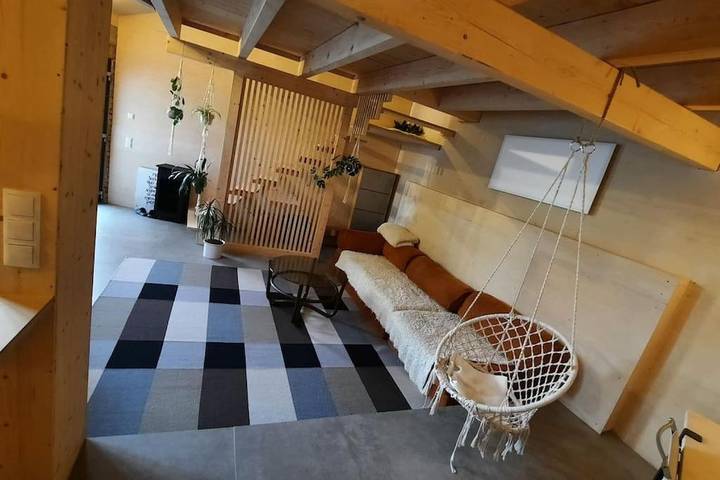 Ferienwohnung für 5 Personen, mit Balkon und Terrasse sowie Garten in Heppenheim