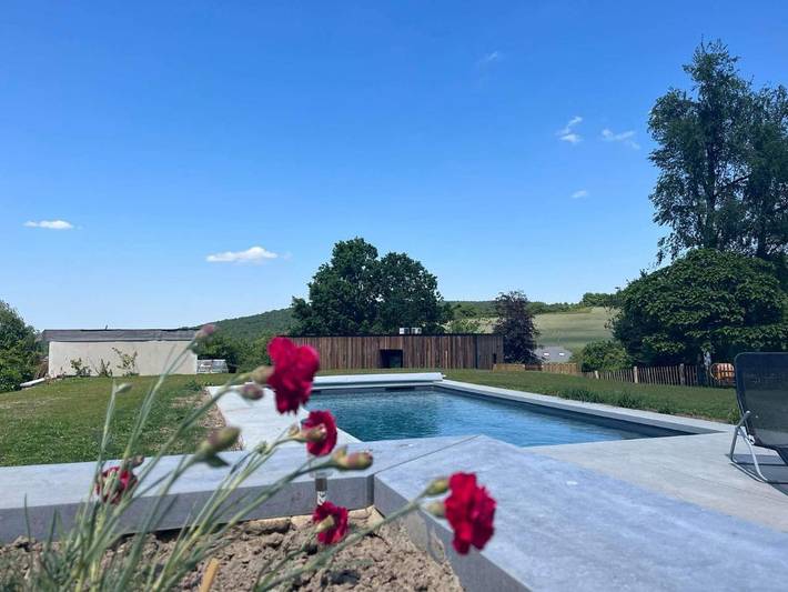 B&B für 2 Personen, mit Terrasse und Garten sowie Pool und Ausblick in Region Namur