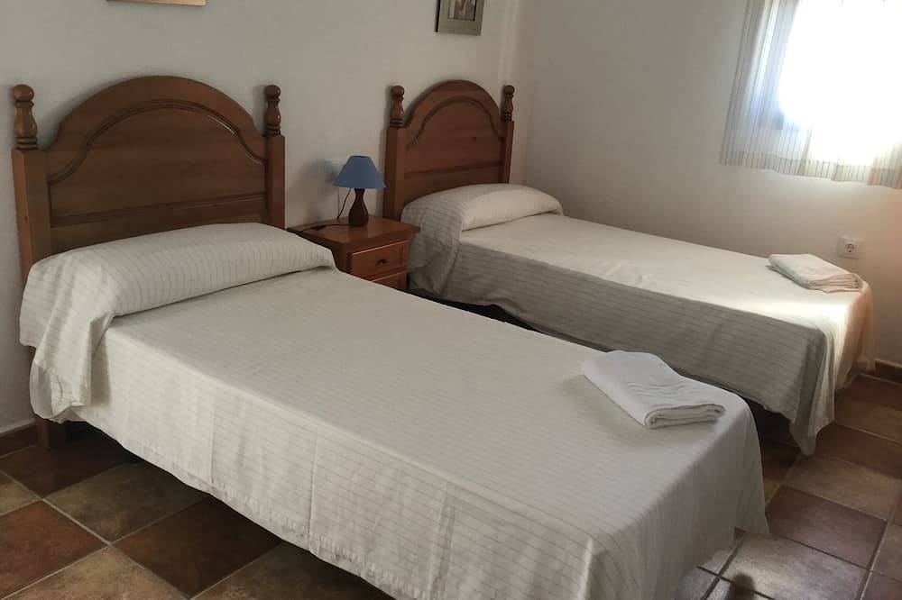 Preciosa y amplia villa de playa y campo en Los Caños de Meca in Los Caños de Meca, Barbate