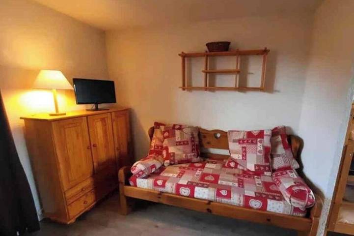 Gîte pour 2 personnes, avec balcon et jacuzzi dans Office De Tourisme La Toussuire - 3