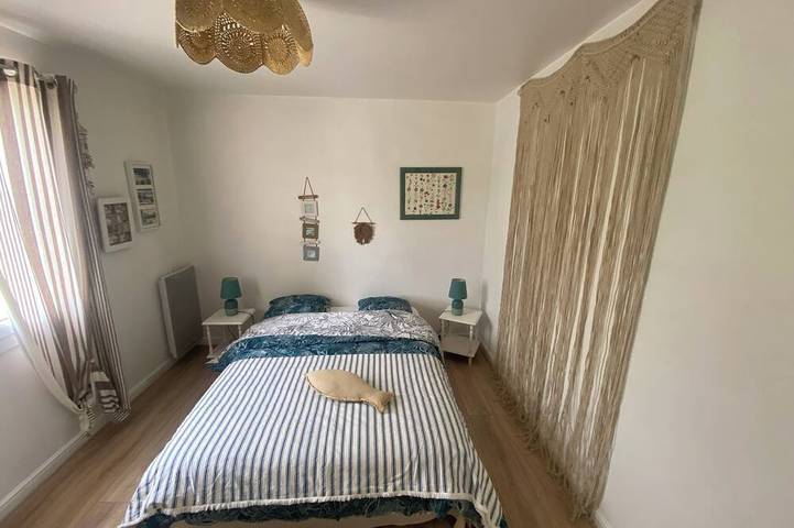 Location de vacances pour 8 personnes, avec terrasse et jardin à Excideuil - 4