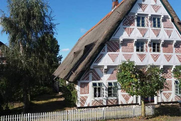 Ferienwohnung für 6 Personen, mit Terrasse und Garten in Guderhandviertel