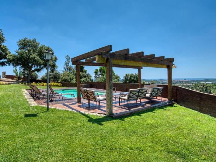 Location de vacances pour 12 personnes à Vall-llobrega