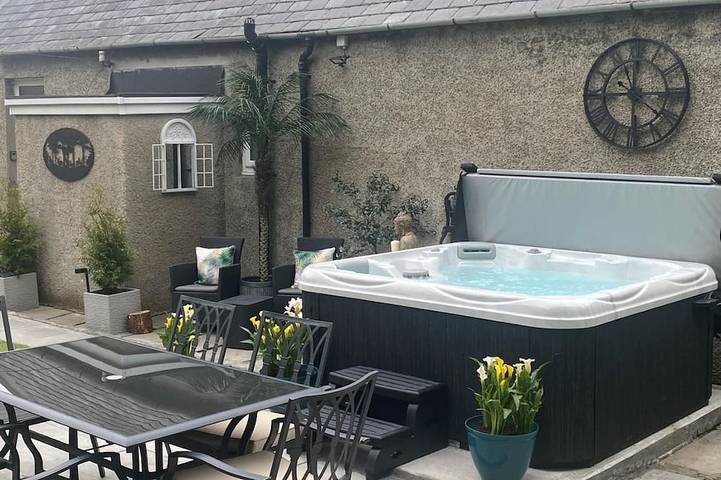 Cottage für 8 Personen, mit Garten und Whirlpool, mit Haustier - 1