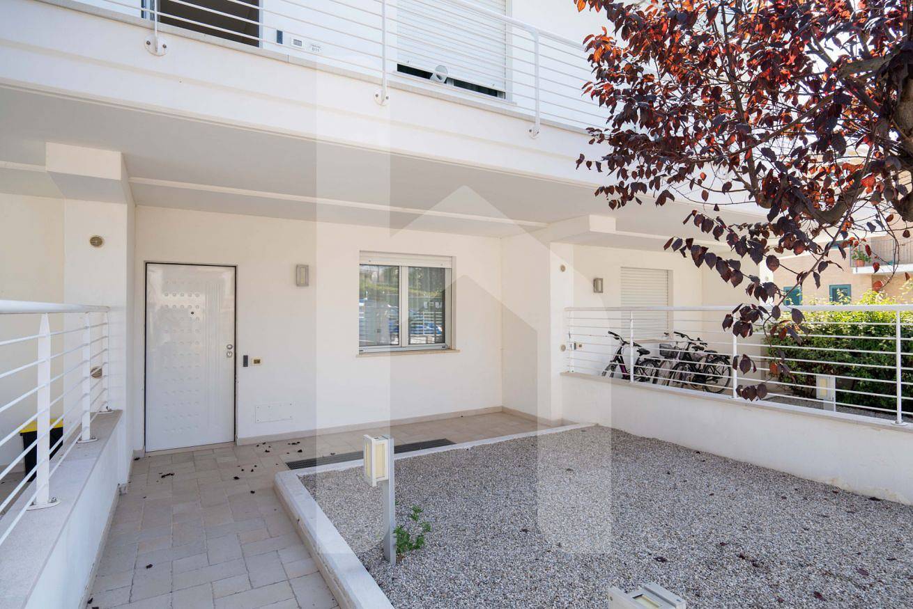 Ganze Wohnung, Ferienwohnung für 6 Personen mit Balkon/Terrasse in Foggetta, Adriaküste Abruzzen