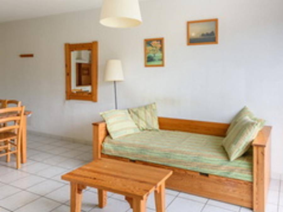 Résidence Le Domaine du Green - Vacancéole - Appartement 6 personnes - 3 pièces in Rivières, Région d'Albi