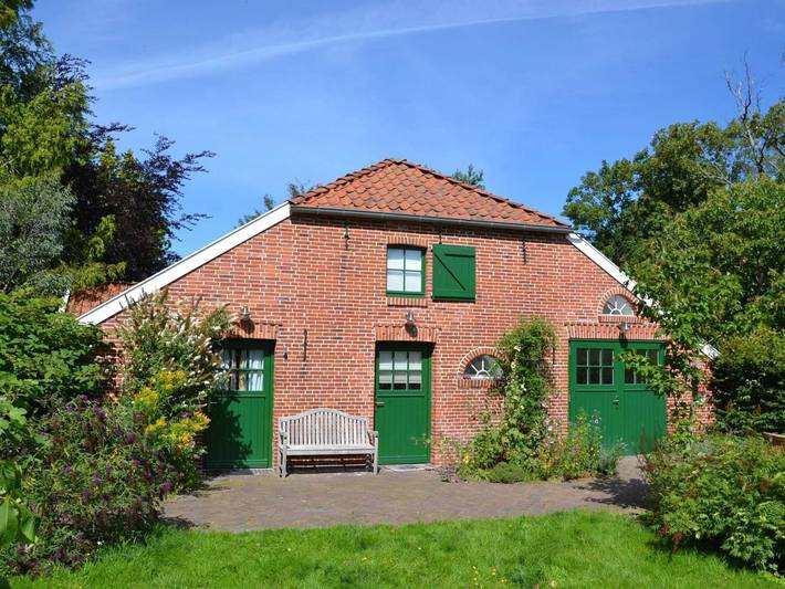 Ferienwohnung für 2 Personen, mit Garten in Weener
