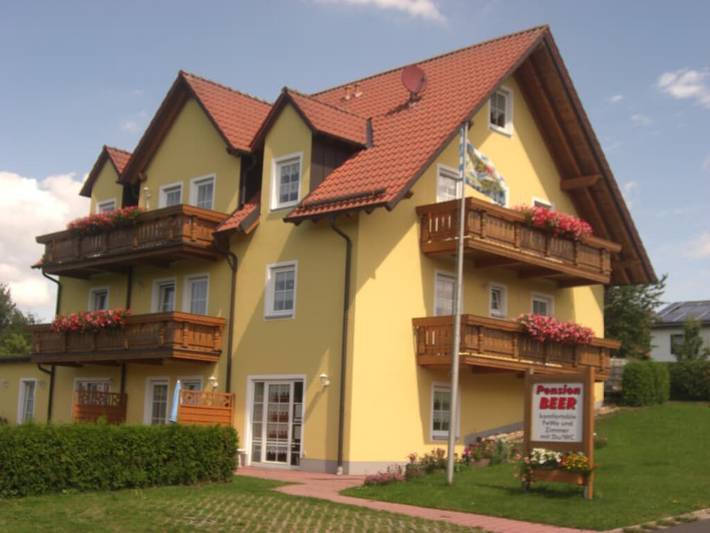 Pension für 3 Personen, mit Balkon und Balkon/Terrasse sowie Terrasse und Garten in Landkreis Tirschenreuth