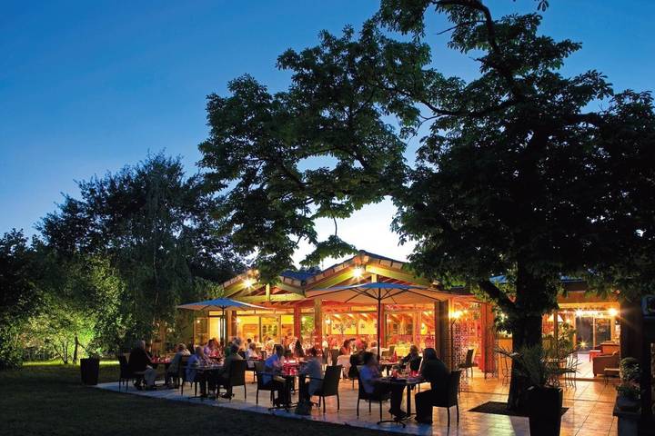 Hôtel pour 4 personnes, avec jardin et jacuzzi ainsi que piscine et sauna à Brioude - 4