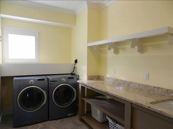 Vacation house for 16 people, with balcony in Rosemary Beach