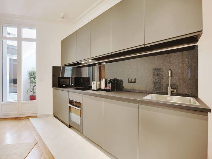 Gîte pour 4 personnes, avec balcon/terrasse, adapté aux familles près de la Tour Eiffel - 2