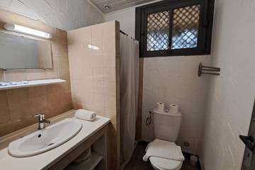 Bungalow pour 4 Personnes dans Porto-Vecchio, Arrondissement de Sartène, Photo 3